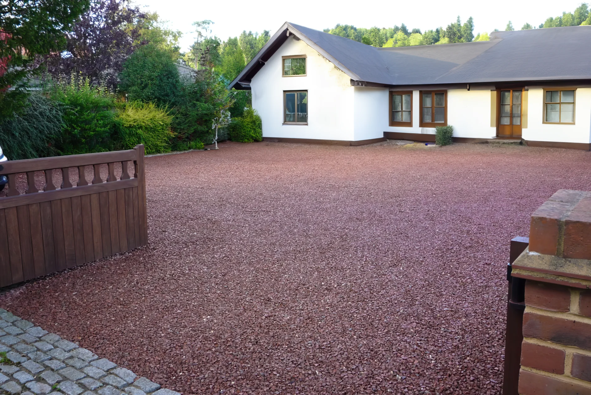 10-20mm Red Granite Chippings - Image 3