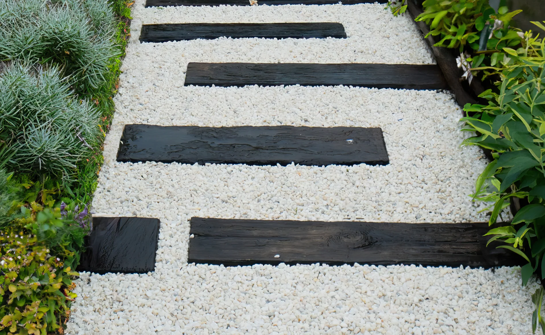 9-12mm Polar White Chippings - Image 3