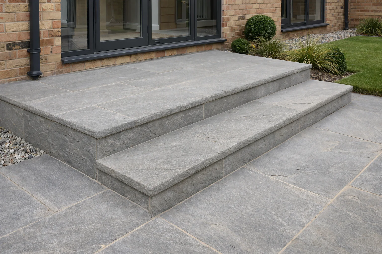 Grey Bullnose Steps 350x1000x40mm (Kandla Grey) - Image 3